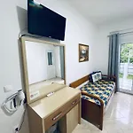 Yard Paradise فندق