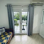 Yard Paradise فندق