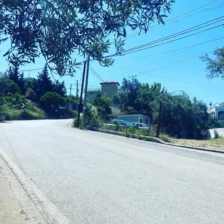 Yard Paradise Dhermi