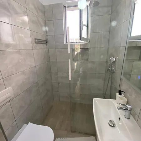 Yard Paradise ホテル 3*