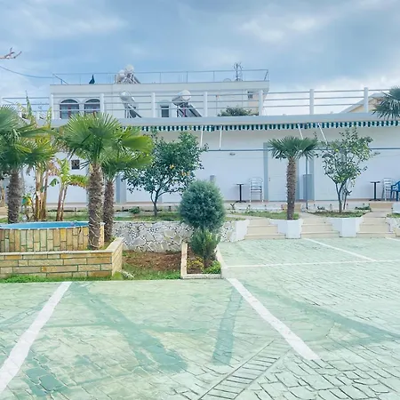 Hotel Yard Paradise Dhermi