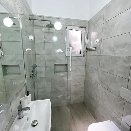 מלון Yard Paradise 3*