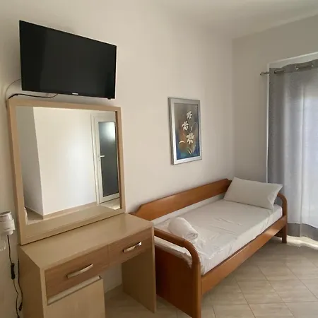 Hotel Yard Paradise 3*