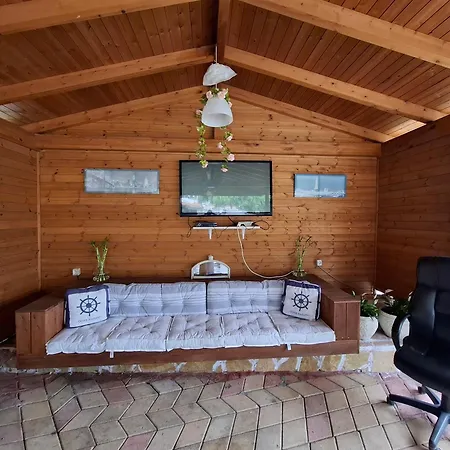 Yard Paradise 3* Dhërmi