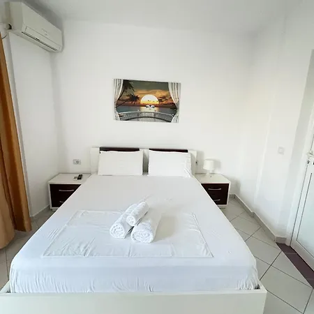 Yard Paradise ホテル 3*