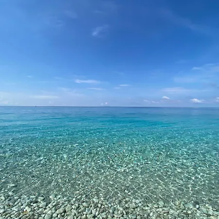 Yard Paradise Hotel Dhërmi