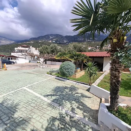 Yard Paradise Hotel 3*