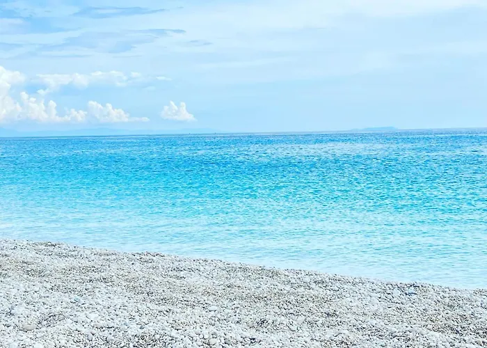 Yard Paradise 3* Dhërmi