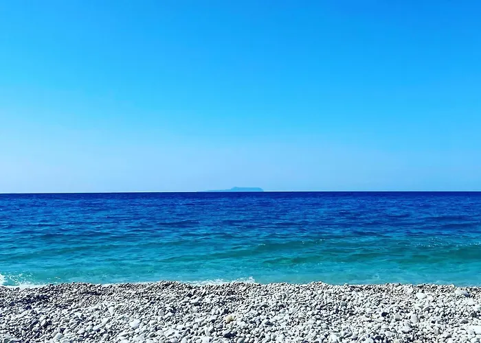 Yard Paradise 酒店