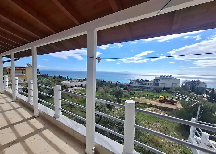 Yard Paradise Hotel Dhërmi