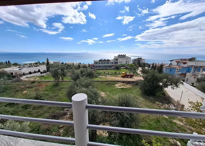 Yard Paradise Hotel Dhërmi